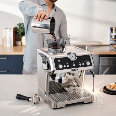 De Longhi La Specialista Prestigio Manual Pump Espresso Machine